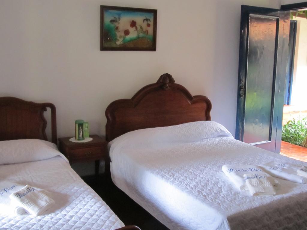 Pousada Rancho Flores Caeté エクステリア 写真